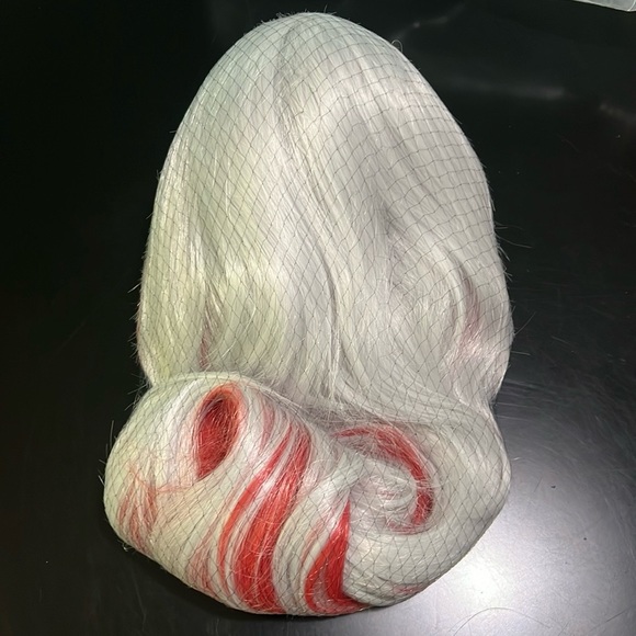 NWOT long silver and red - Picture 4 of 5